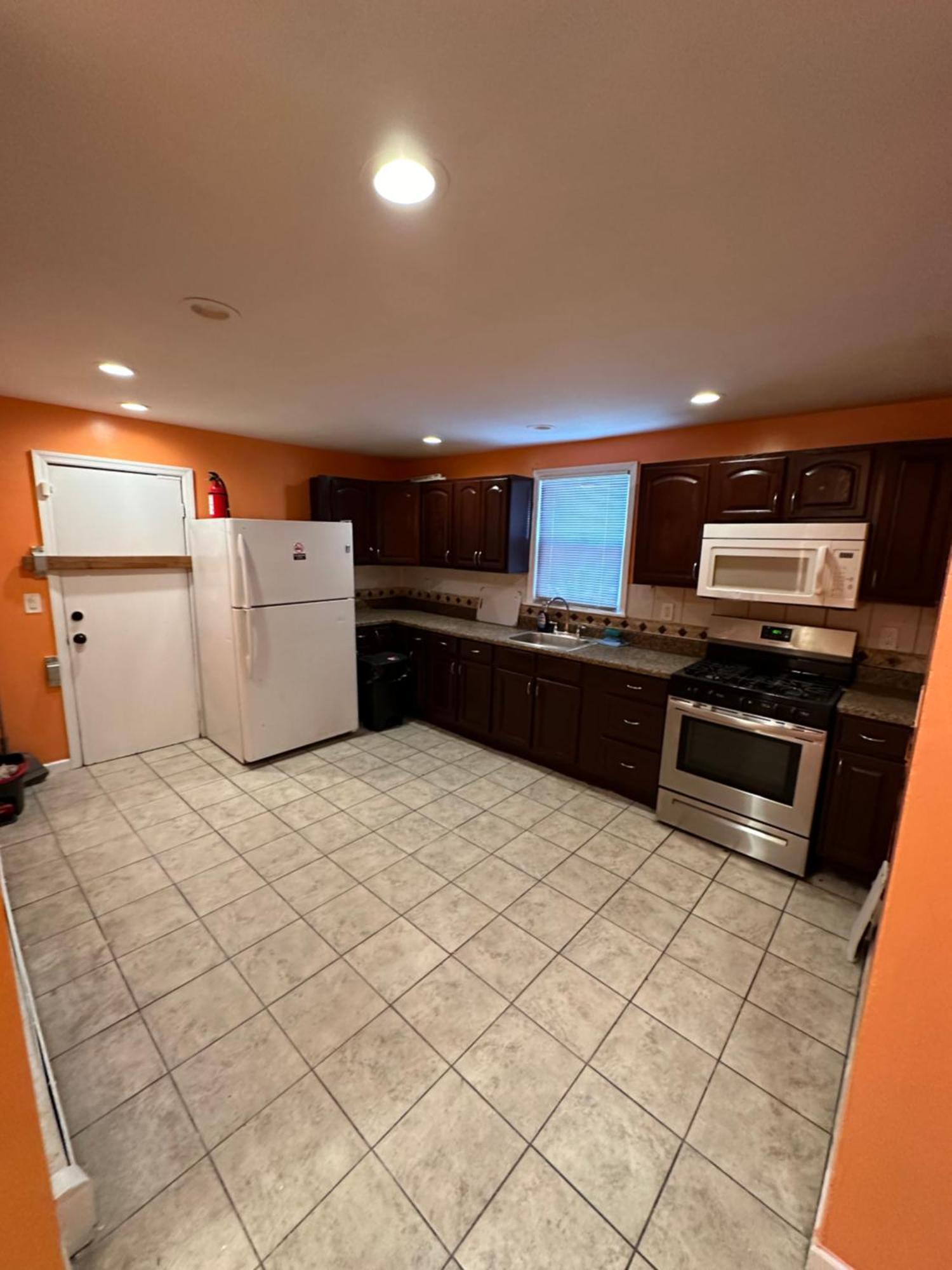 Fidelia Halos Room Queen Bed, Minutes From Newark Liberty International Airport And Newark Penn Station מראה חיצוני תמונה